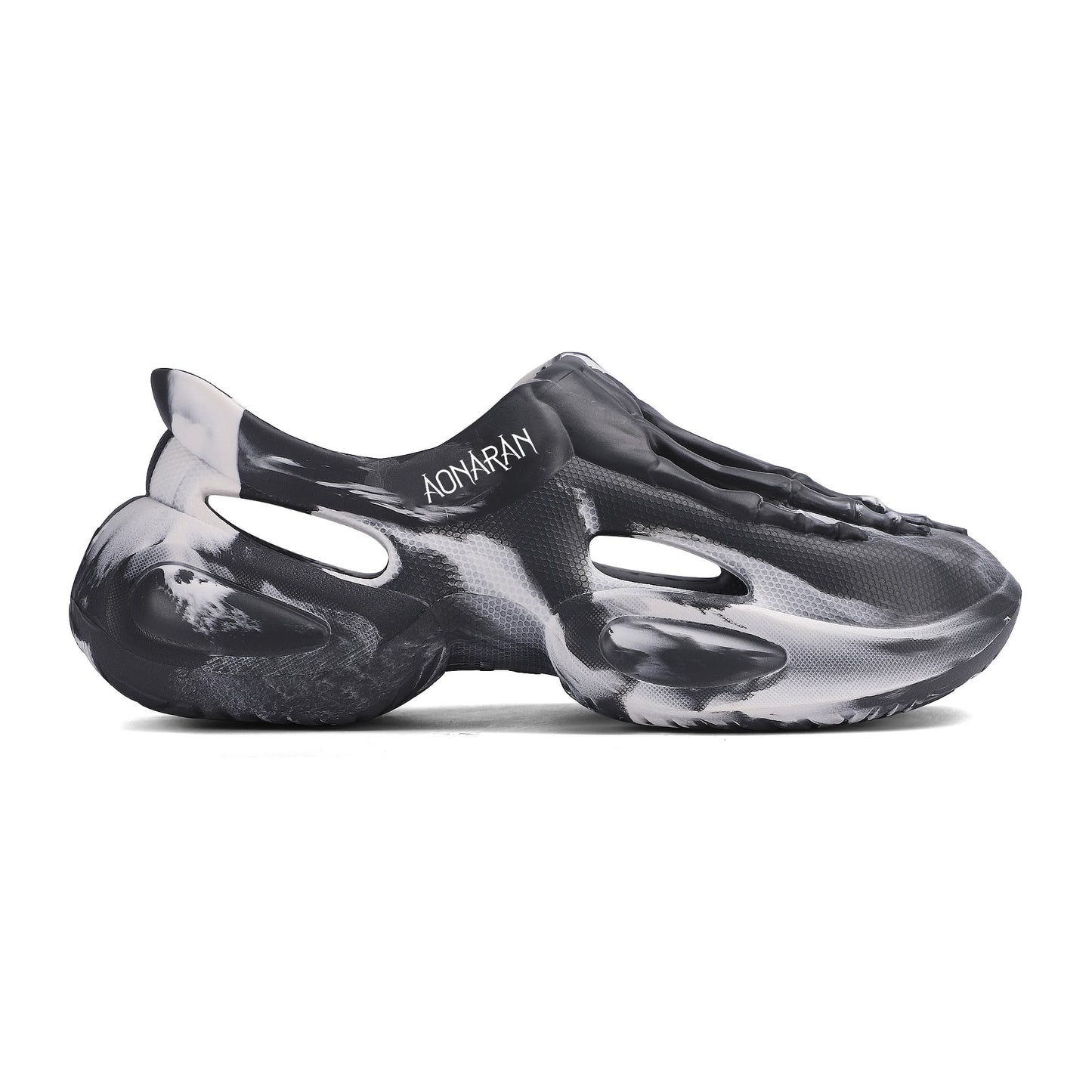 Aonaran Cataclysm Mens Skull Clogs